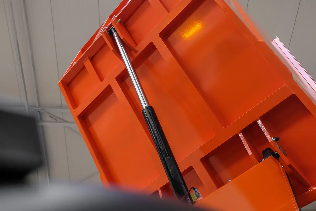 N.30 Waste Collector - 2