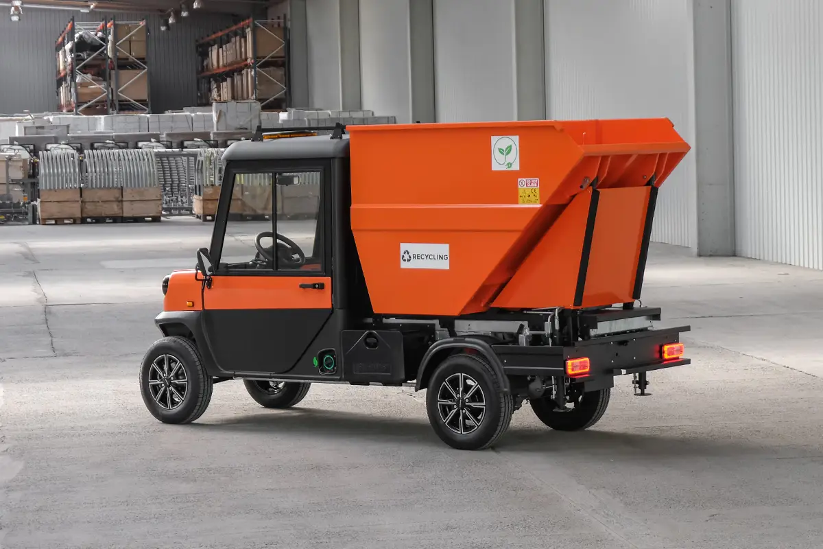 N.30 Waste Collector - 9
