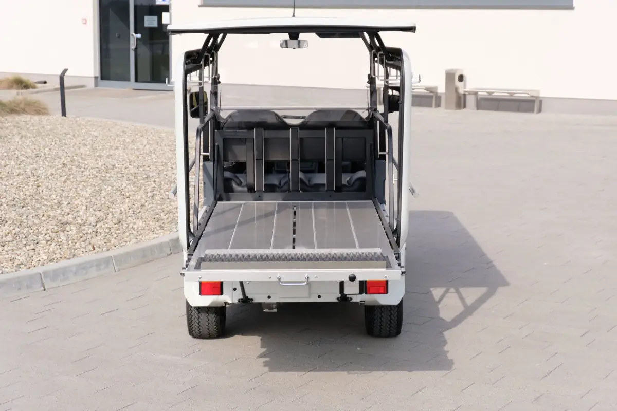 N.20 Hearse - 8