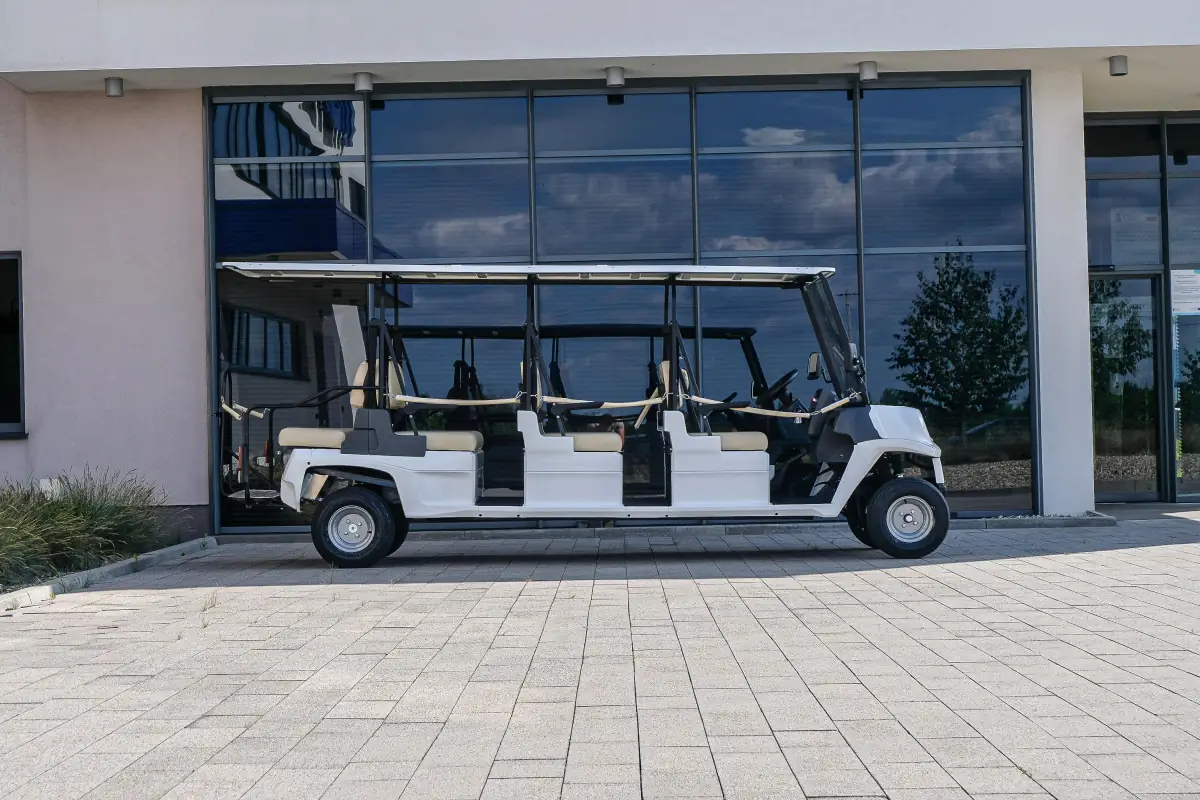 N.20 Passenger 8 - 3