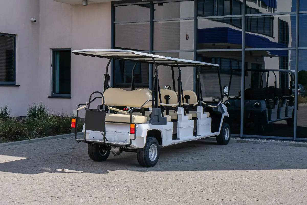N.20 Passenger 8 - 4