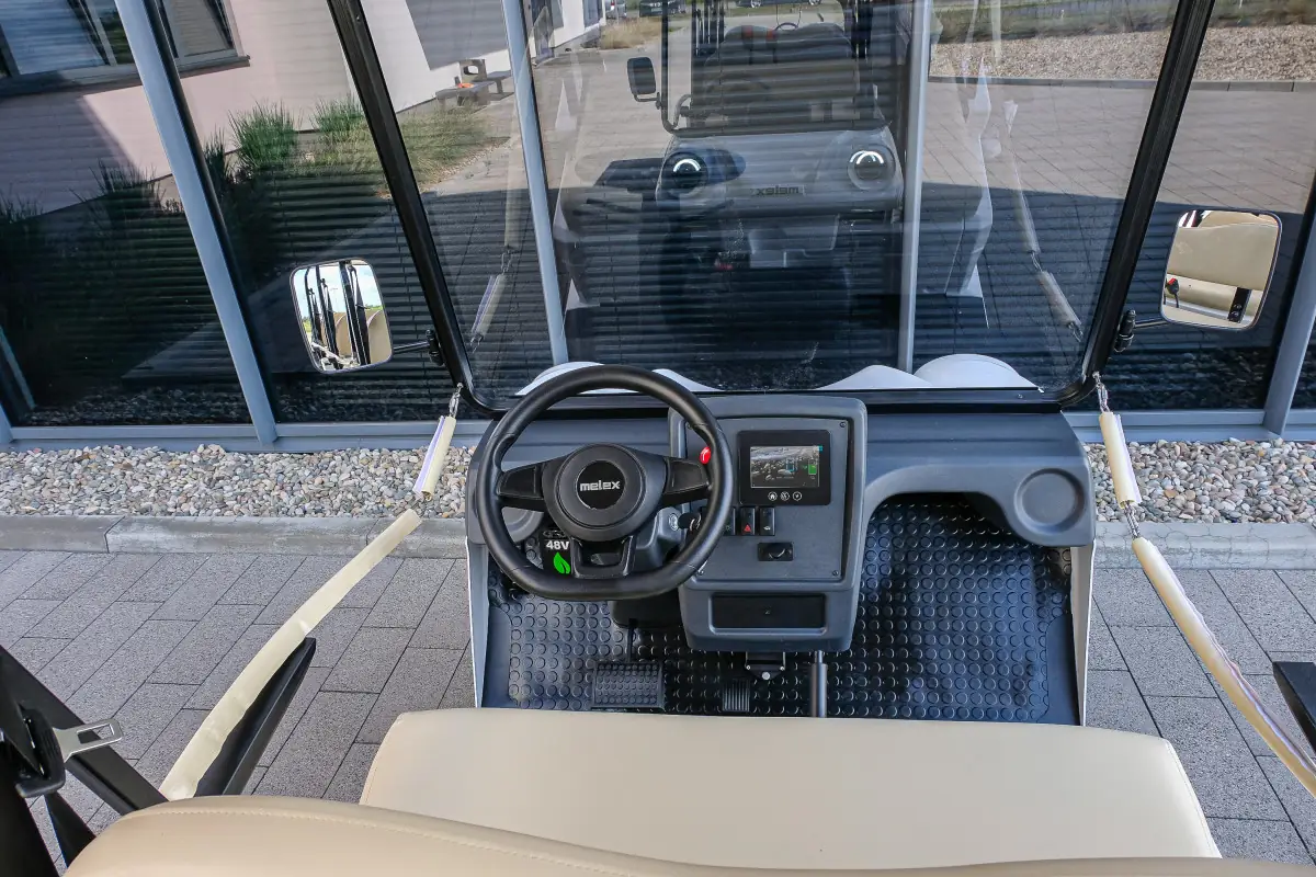 N.20 Passenger 8 - 6